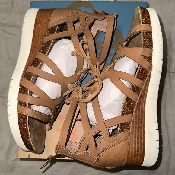 OTBT ESCAPADE - Picture 3 of 8